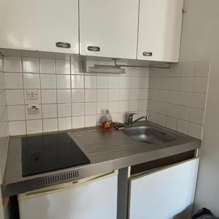 Proche De La Gare Sncf קלרמונט-פרנד